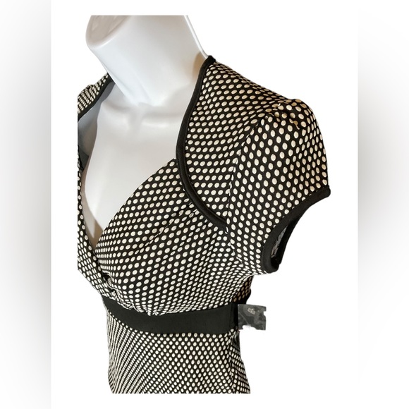 Rock Steady Clothing Top Size S NWT - Picture 3 of 6